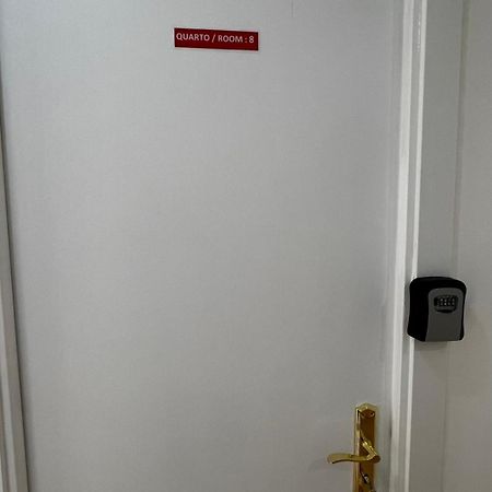Apartamento Pensamento 12B Lisbon Luaran gambar