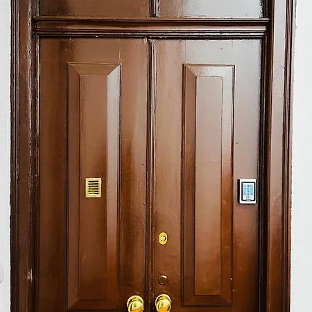 Apartamento Pensamento 12B Lisbon Luaran gambar